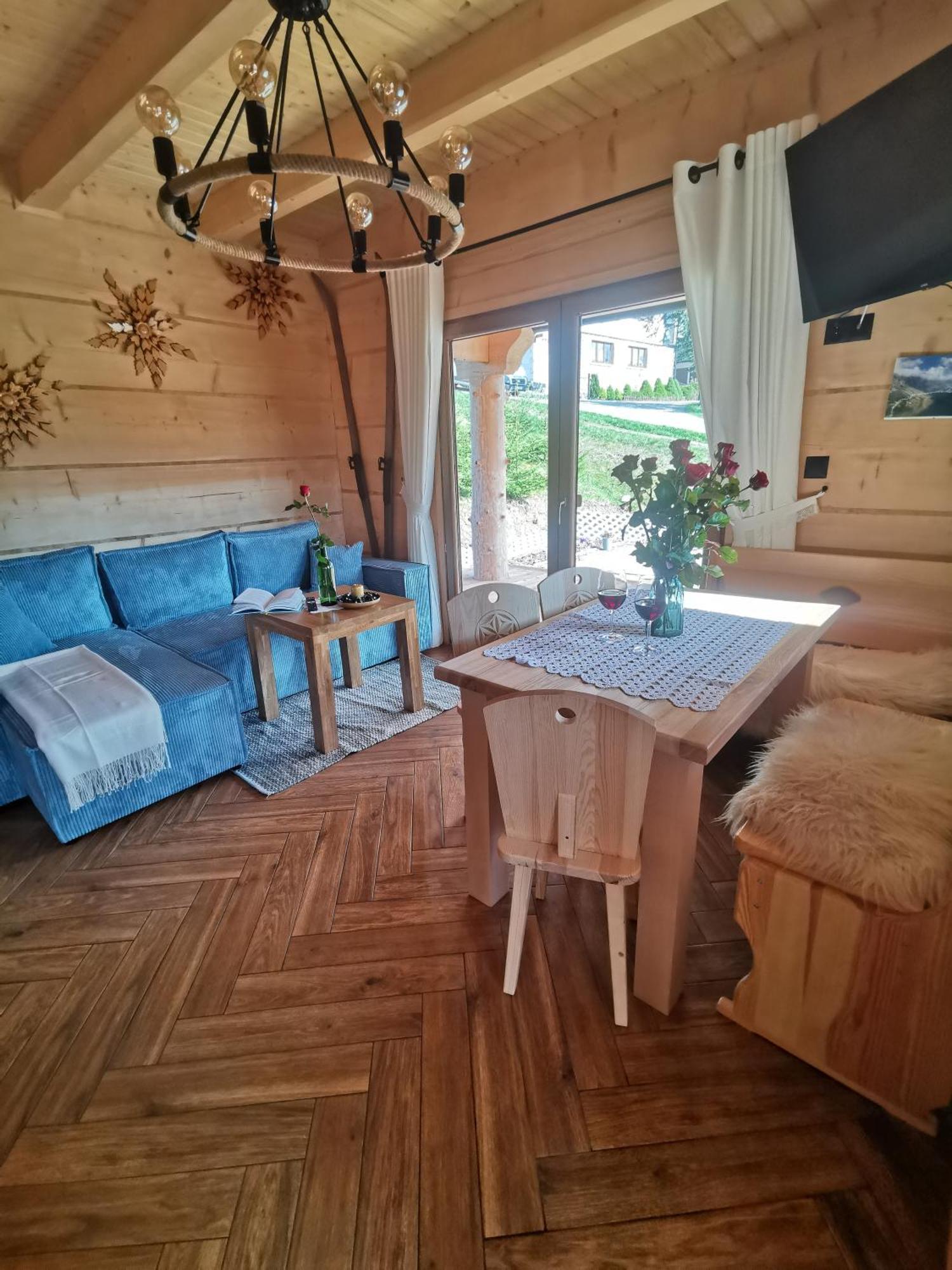 Malowany Domek W Gorach Ciche  Екстериор снимка